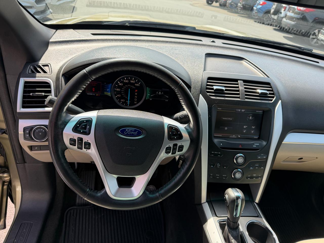 Ford Explorer XLT 2012