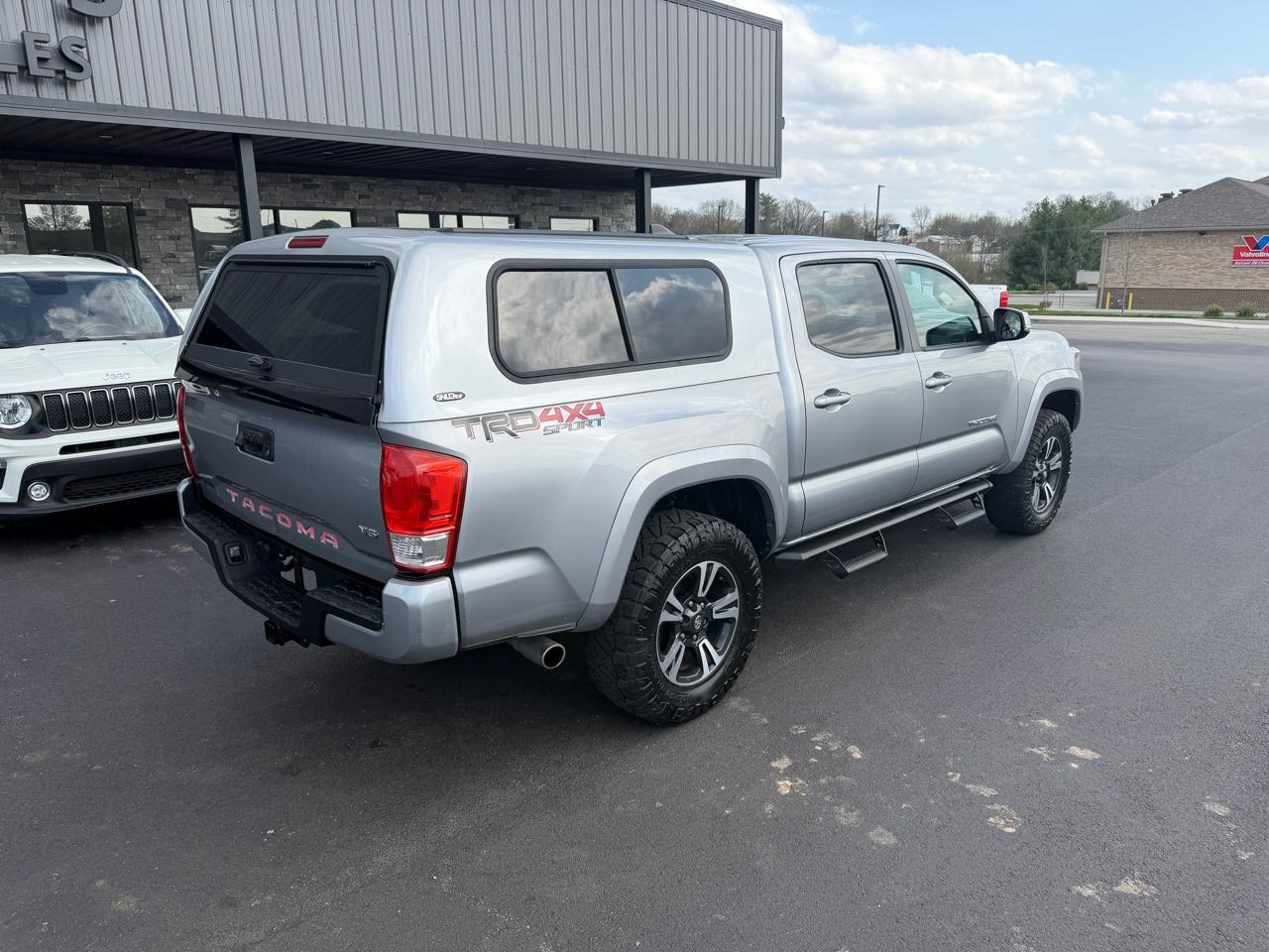 Toyota Tacoma  2016