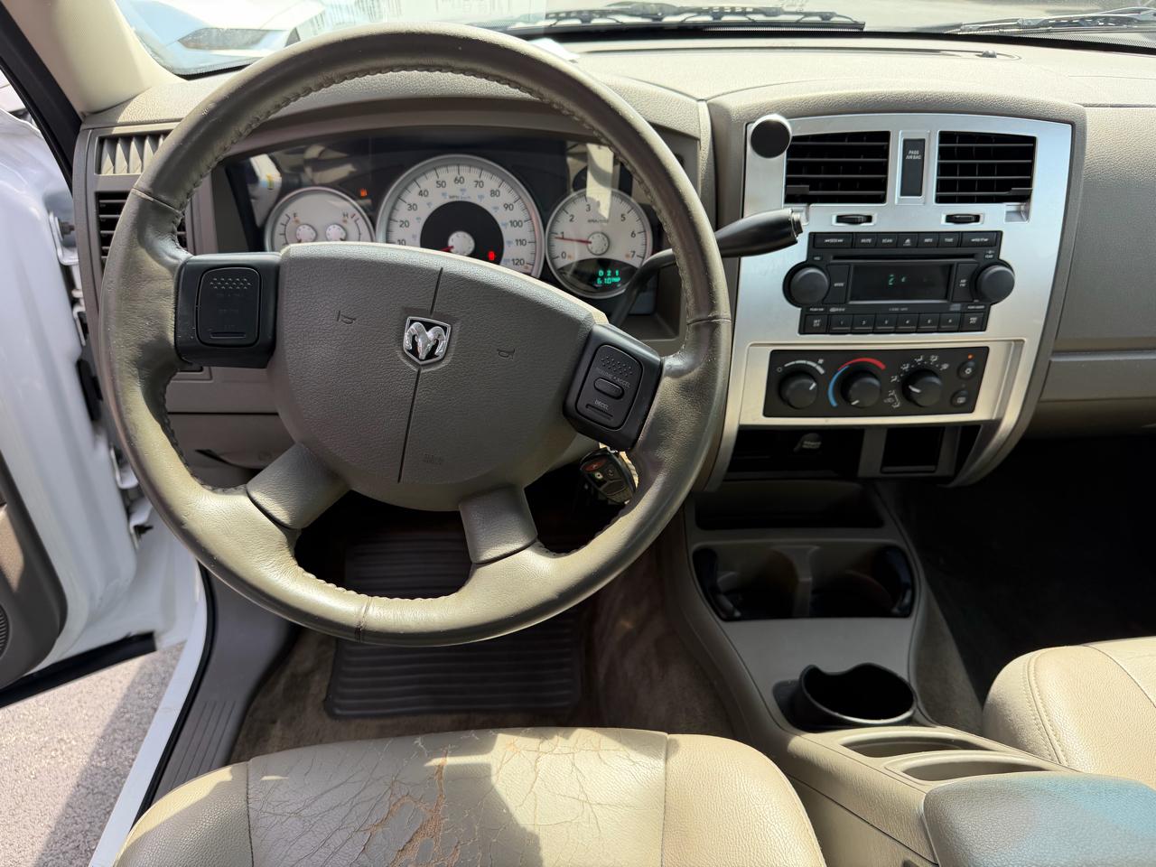 Dodge Dakota Laramie 2005