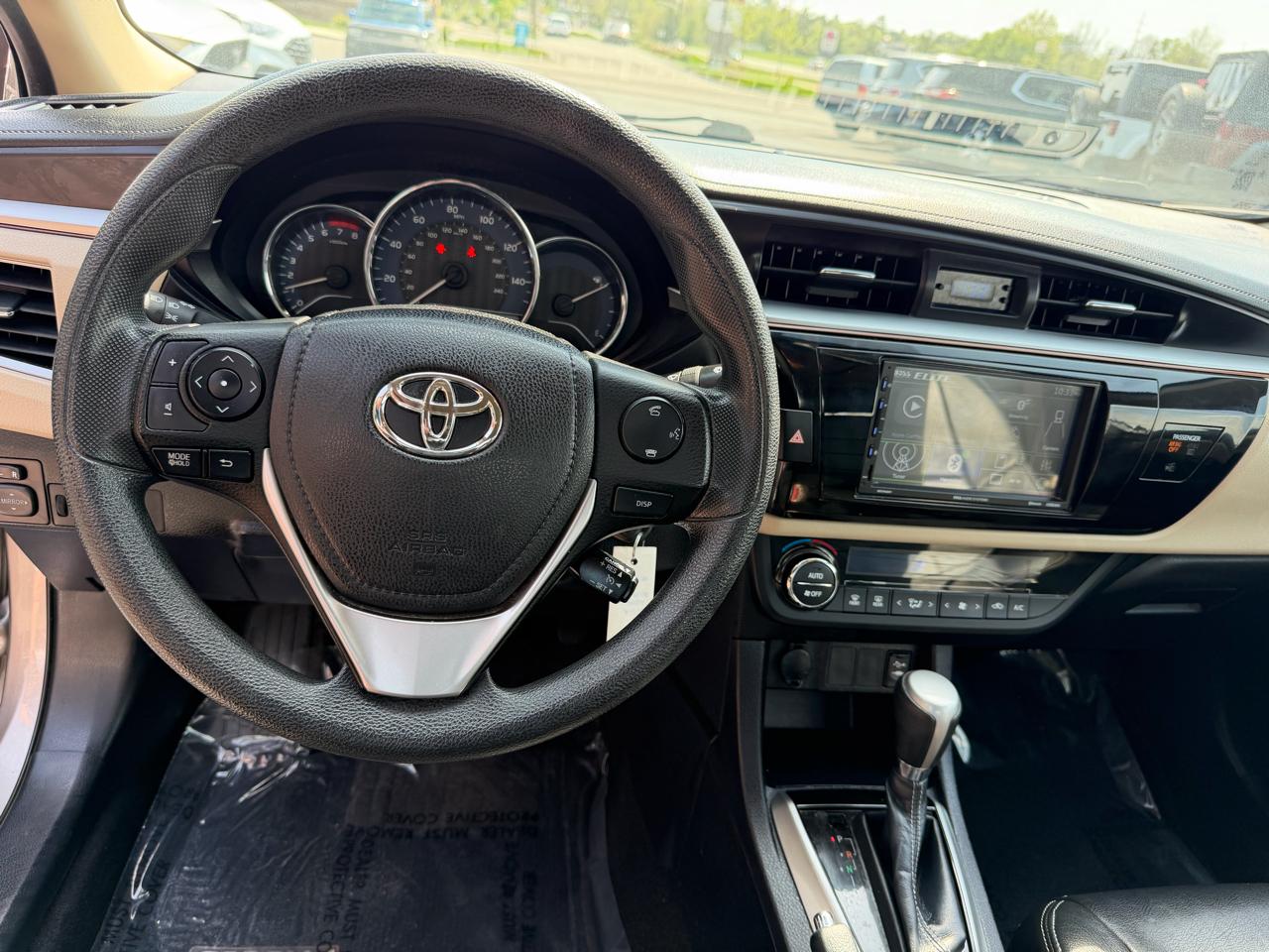 Toyota Corolla LE 2014