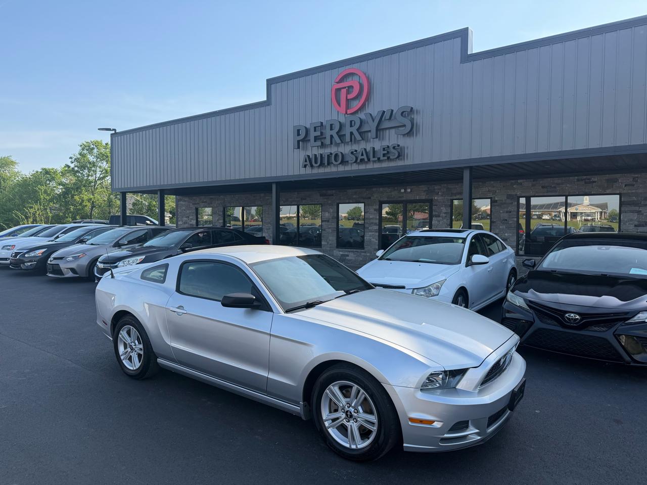 Ford Mustang Base 2013