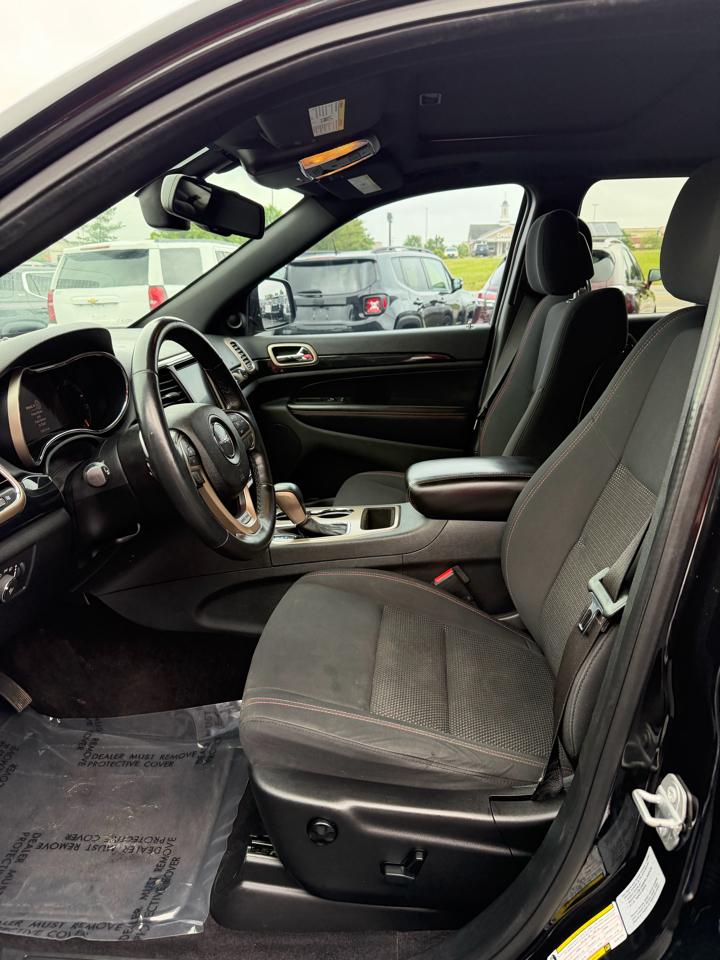 Jeep Grand Cherokee Laredo 2016