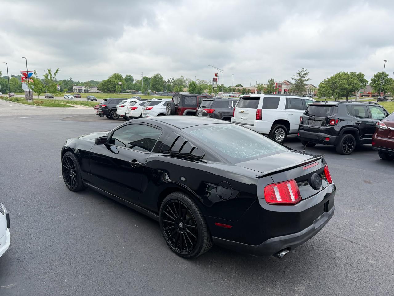 Ford Mustang Base 2012