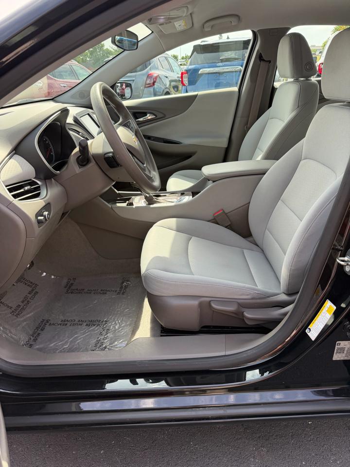 Chevrolet Malibu LS 2018