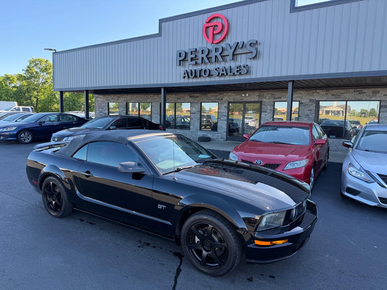 2005 Ford Mustang's photo