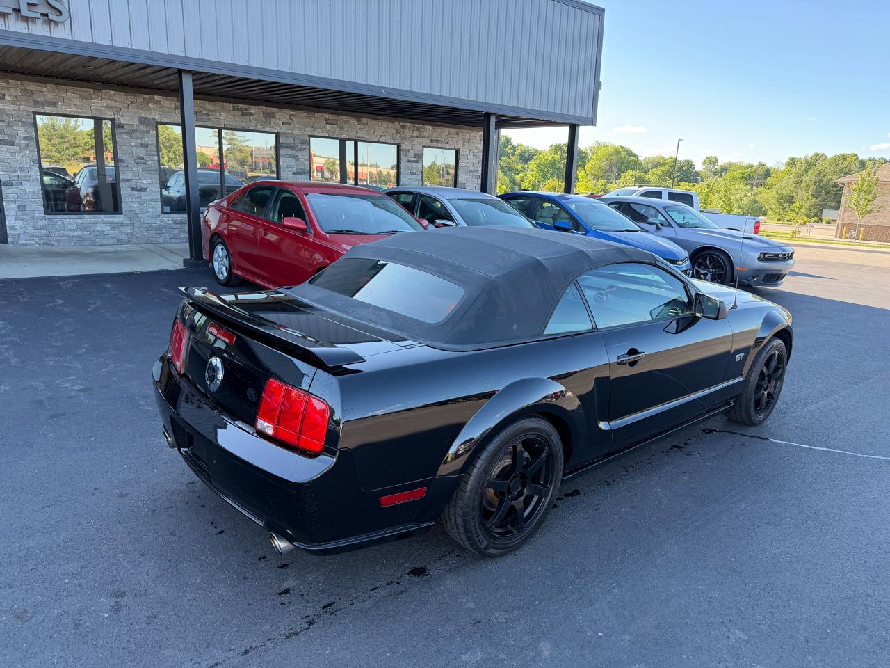 Ford Mustang GT 2005