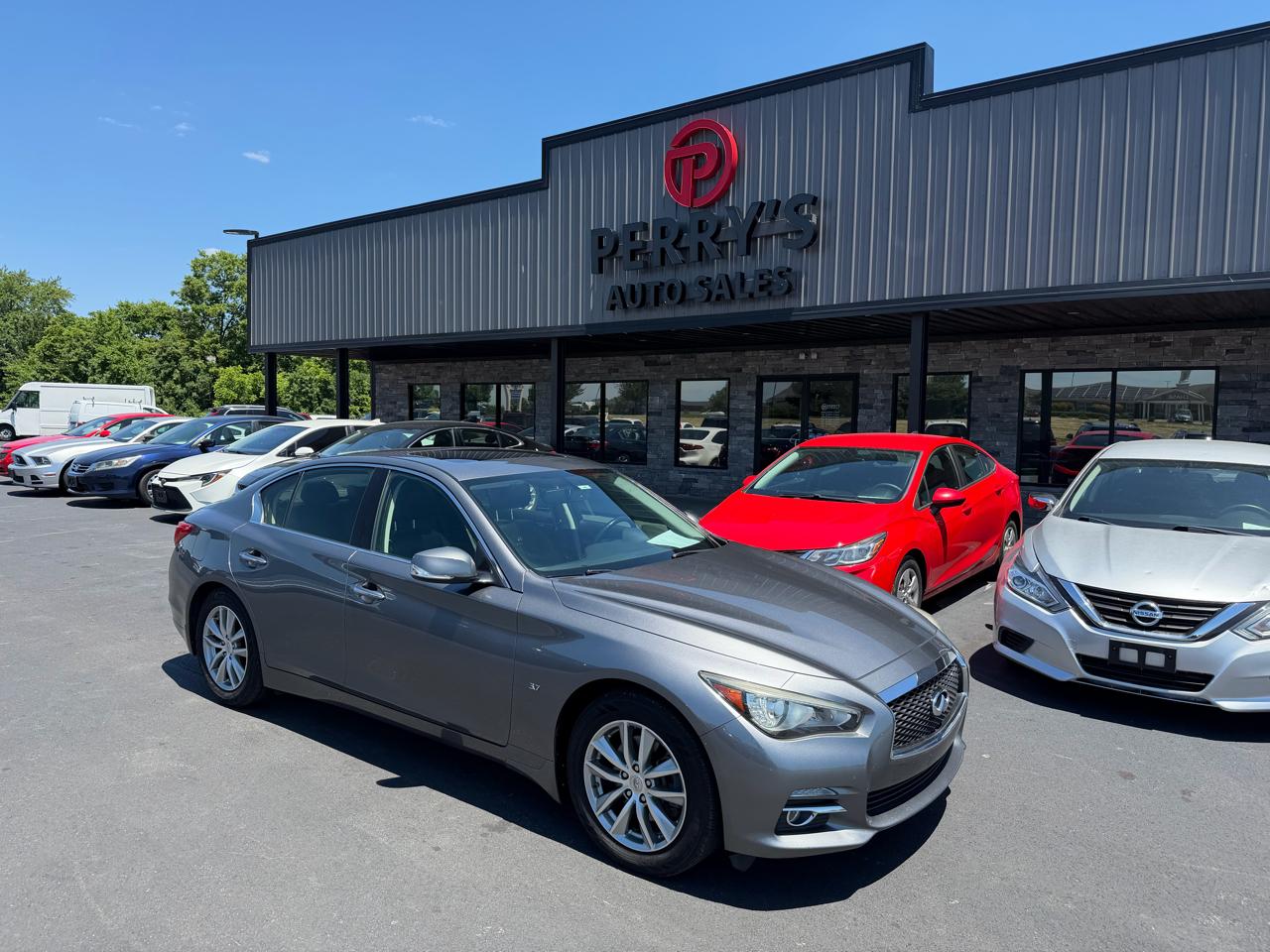 Infiniti Q50 Premium 2014