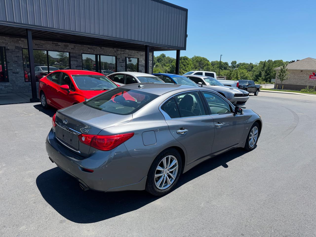 Infiniti Q50 Premium 2014