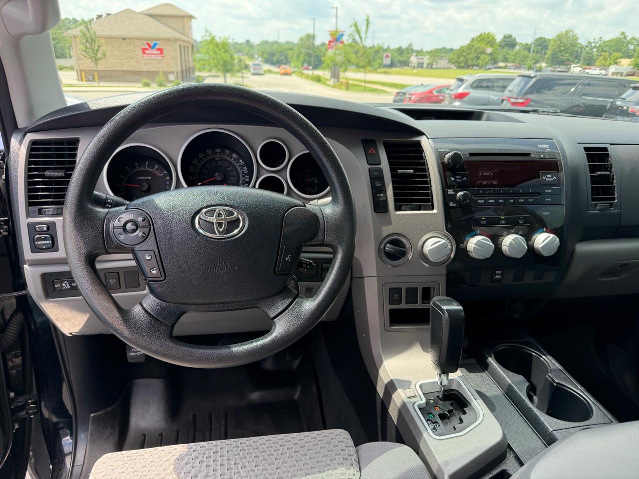 Toyota Tundra Base 2013
