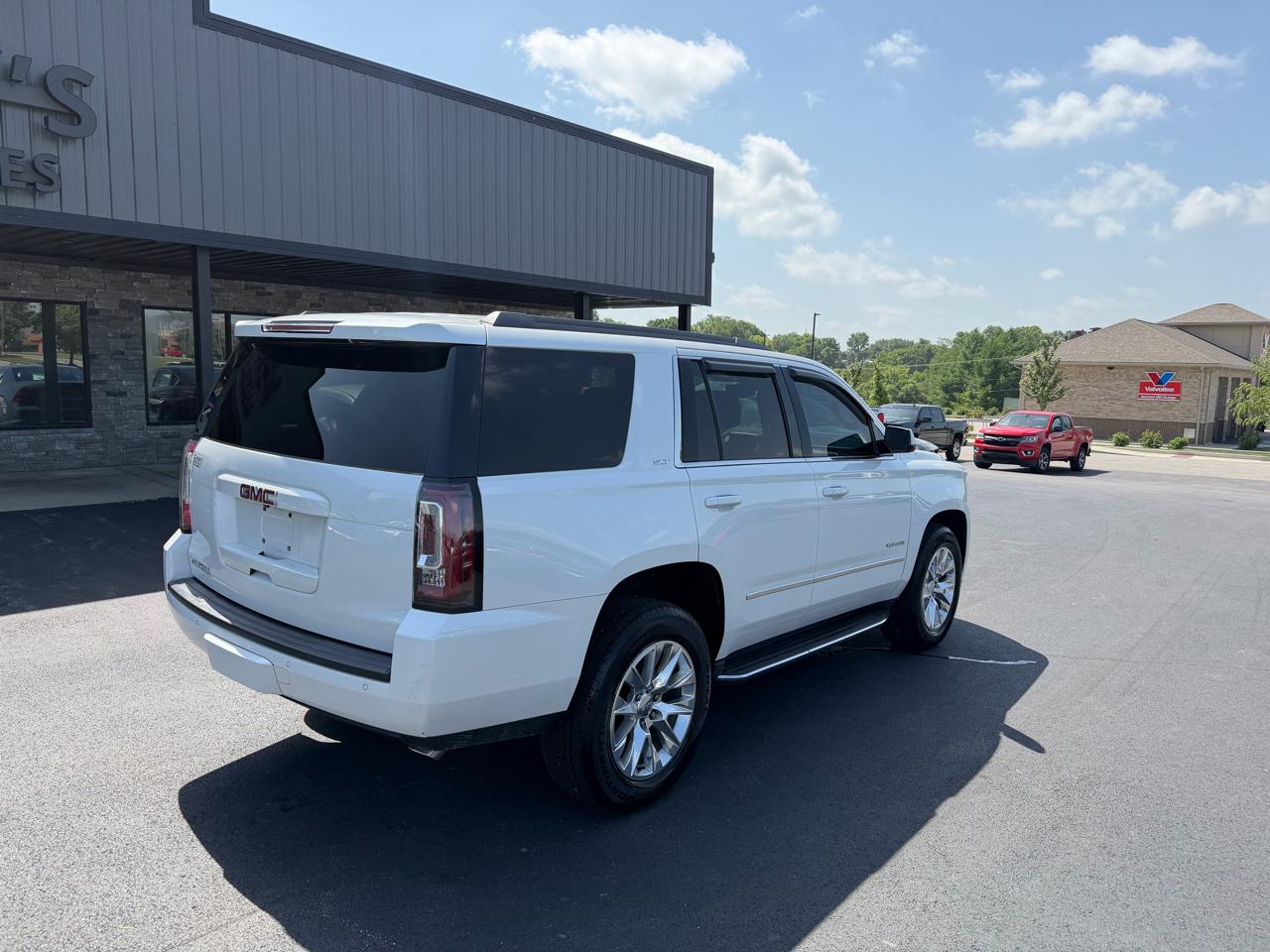 GMC Yukon SLT 2017
