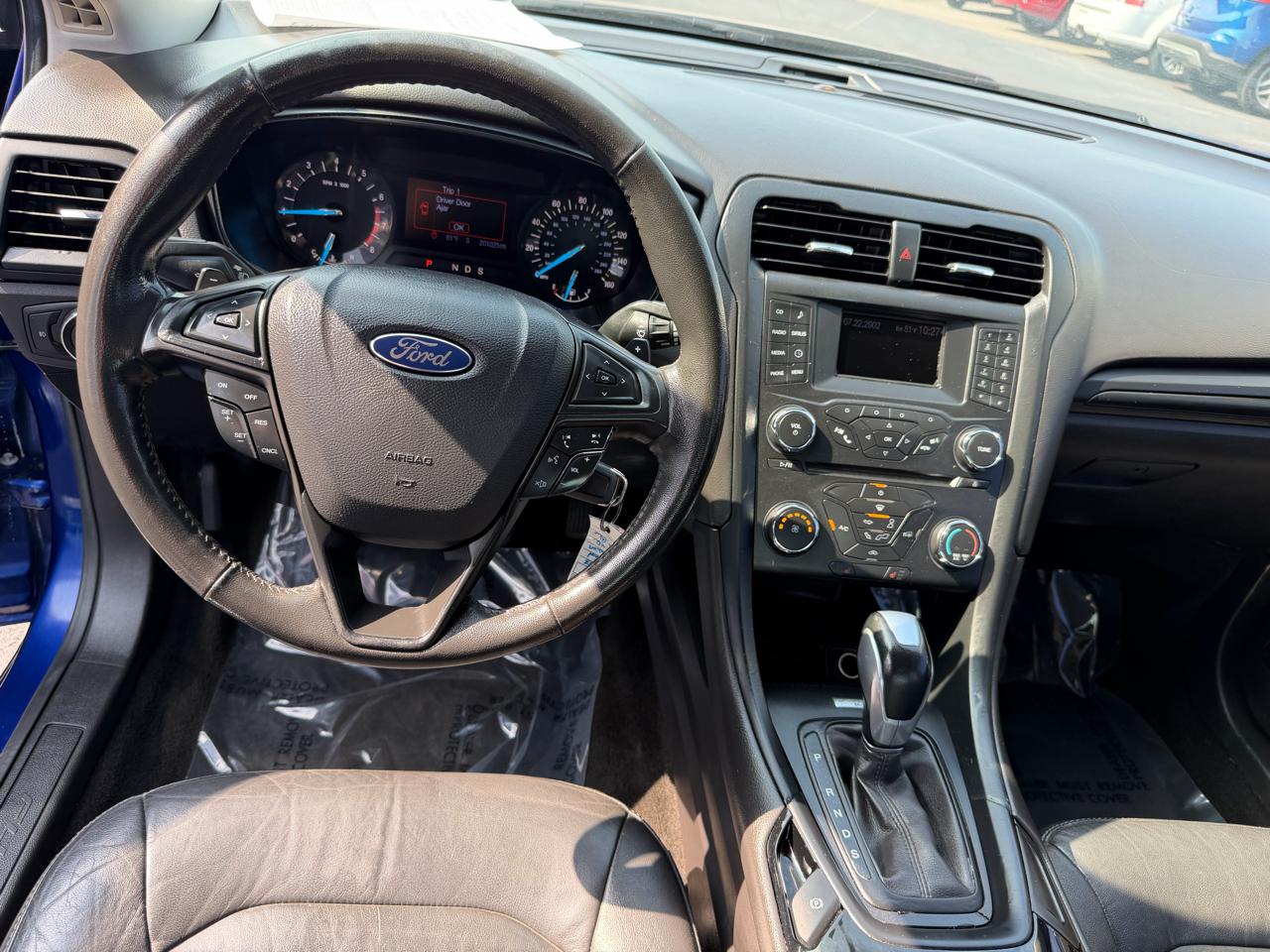 Ford Fusion SE 2013