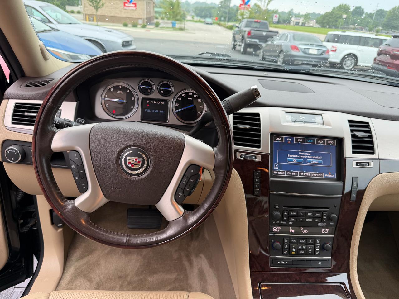 Cadillac Escalade ESV Premium 2013