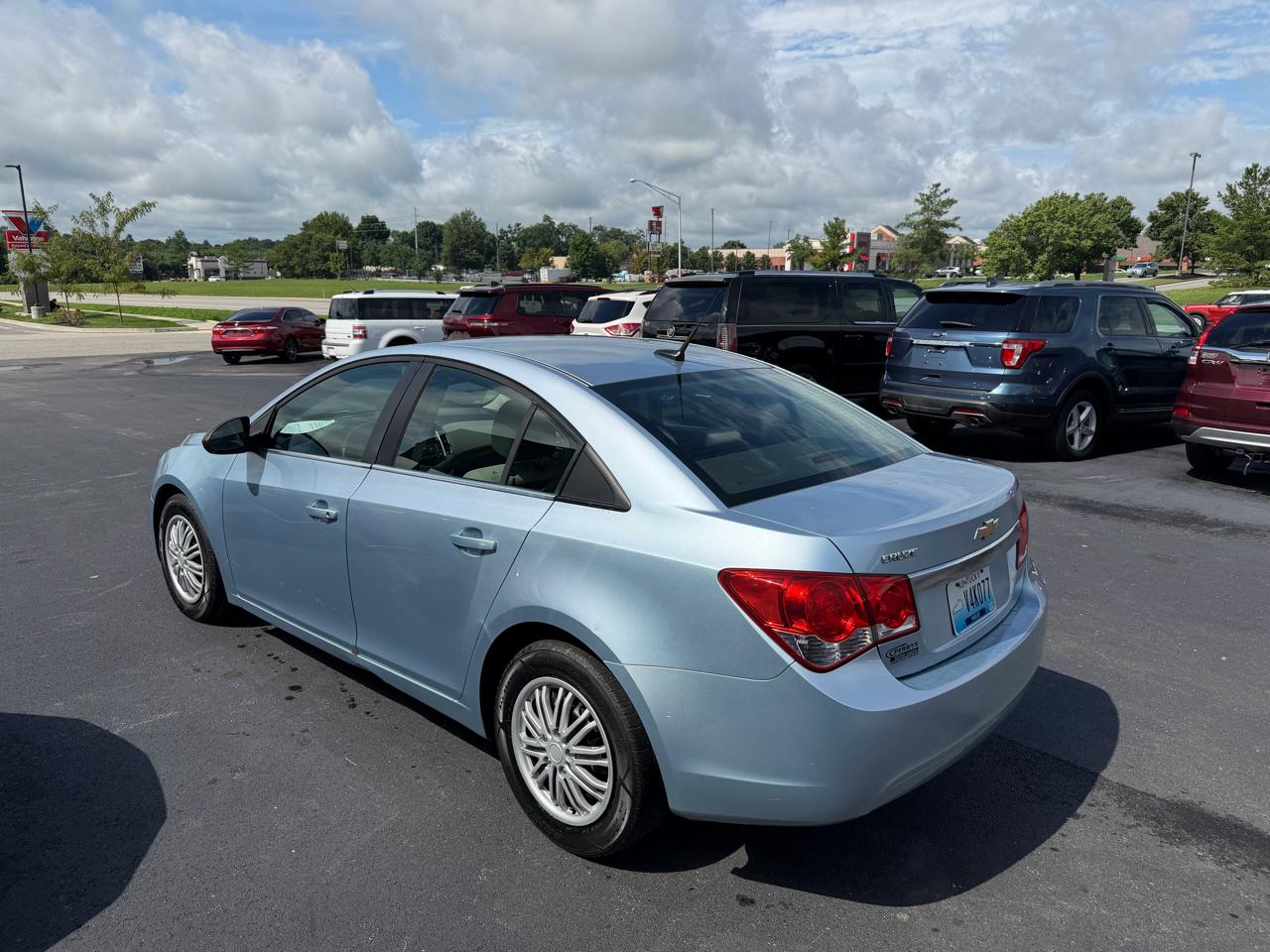 Chevrolet Cruze LS 2011