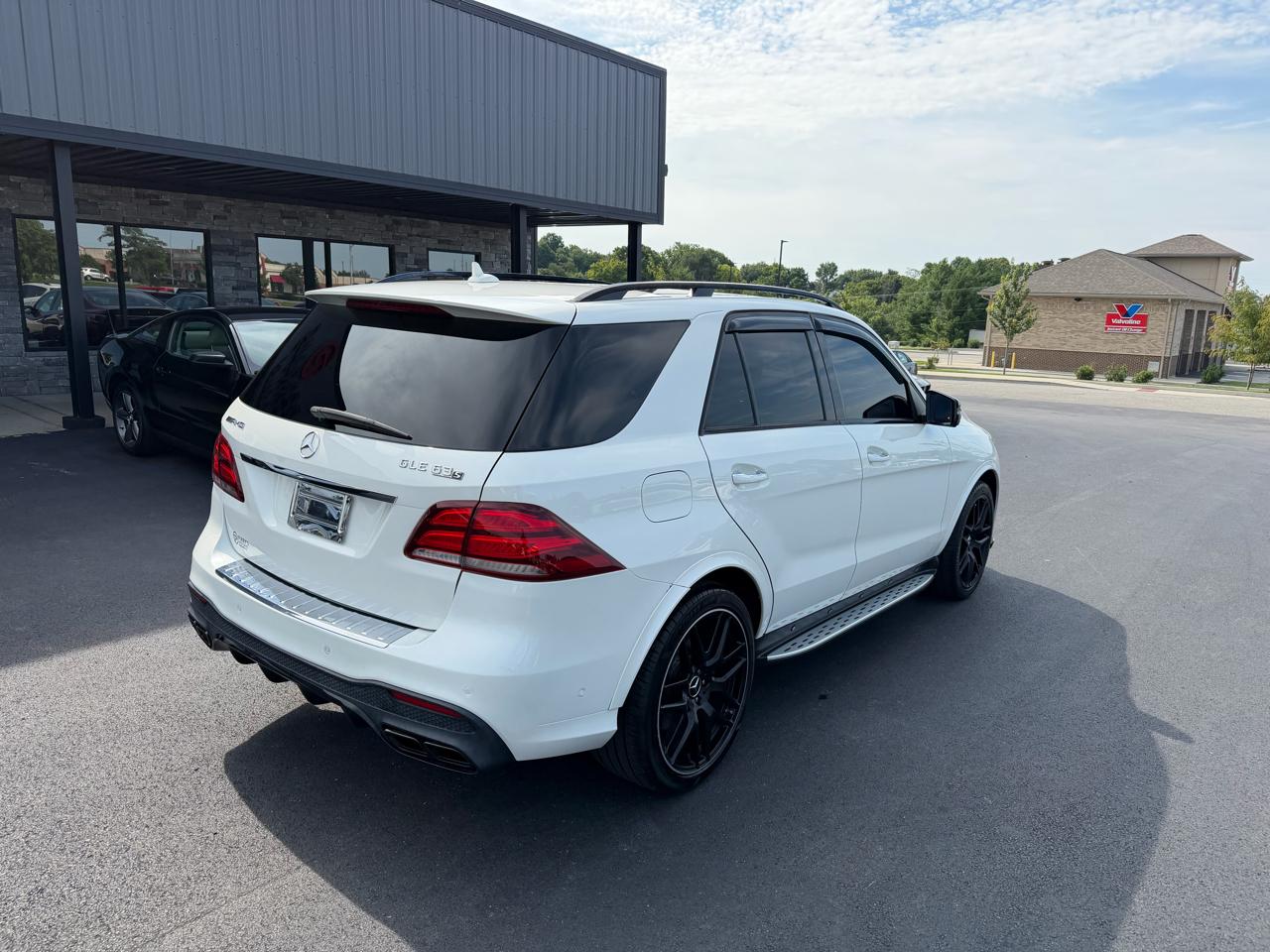 Mercedes-Benz GLE  2016