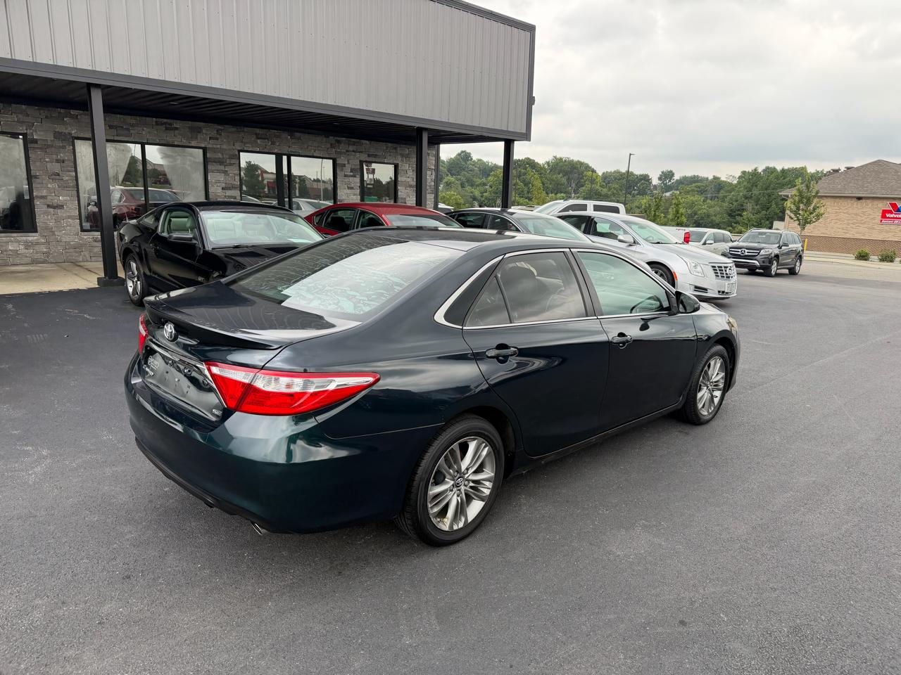 Toyota Camry SE 2017