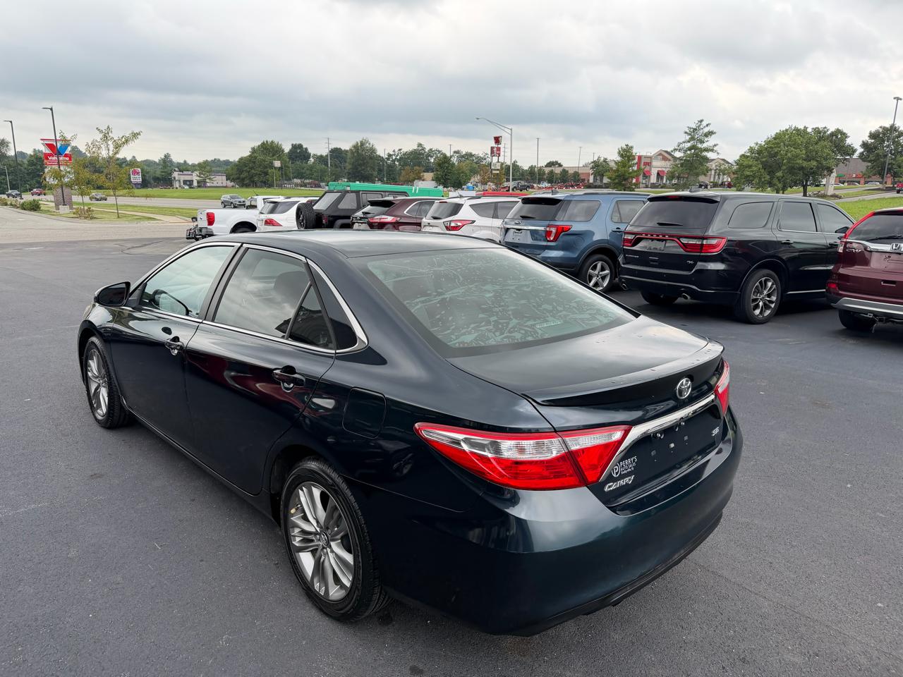 Toyota Camry SE 2017