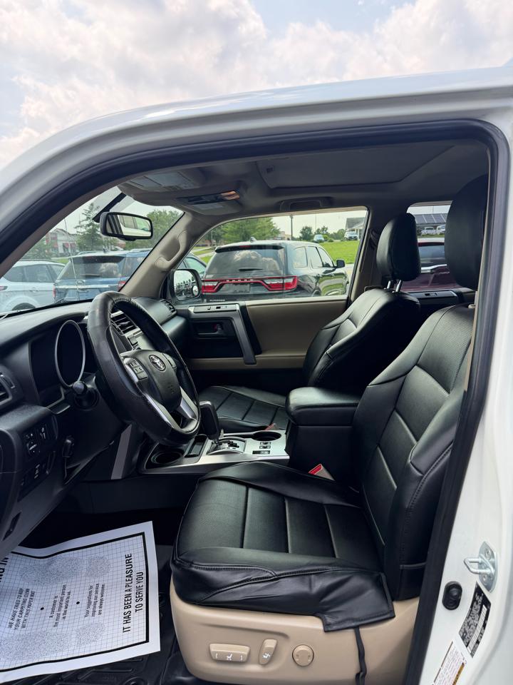 Toyota 4Runner Limited 2012