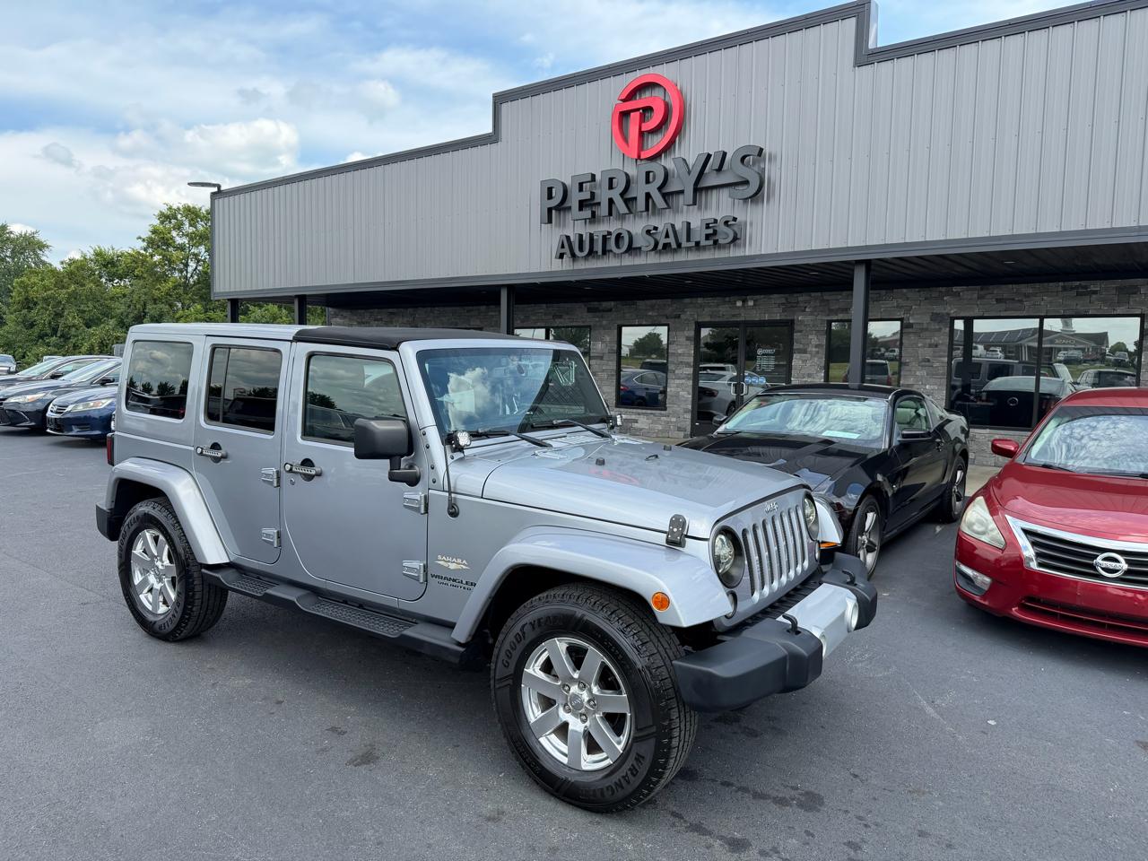 Jeep Wrangler Unlimited Sahara 2013