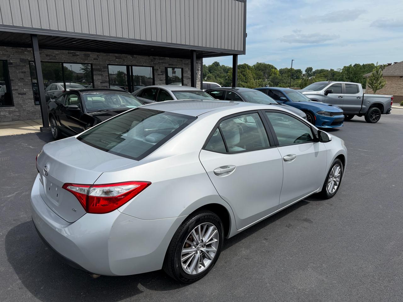 Toyota Corolla LE 2015