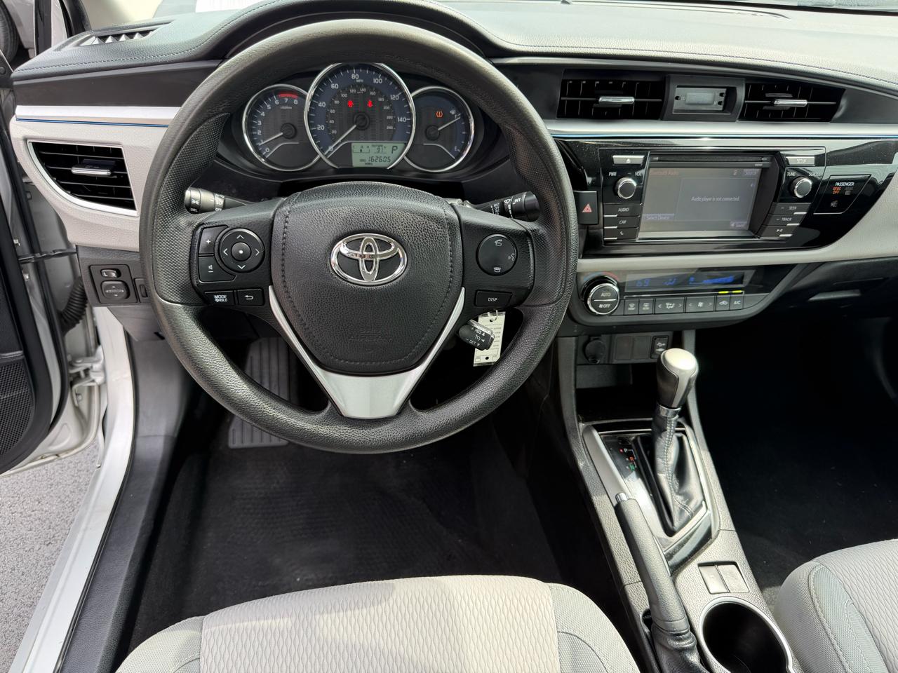 Toyota Corolla LE 2015