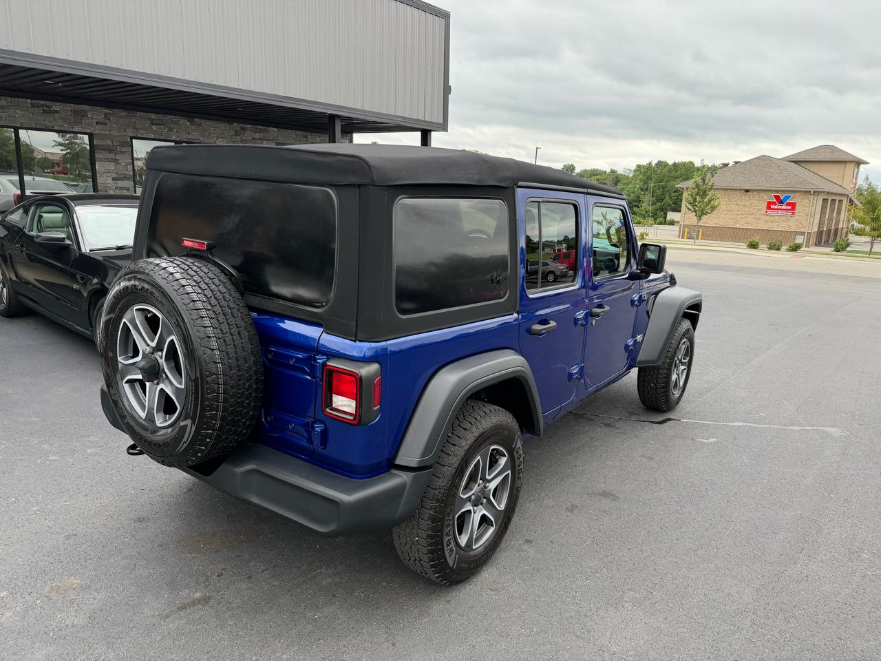Jeep Wrangler Unlimited Sport 2020