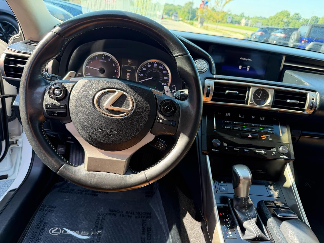 Lexus IS 250  2014