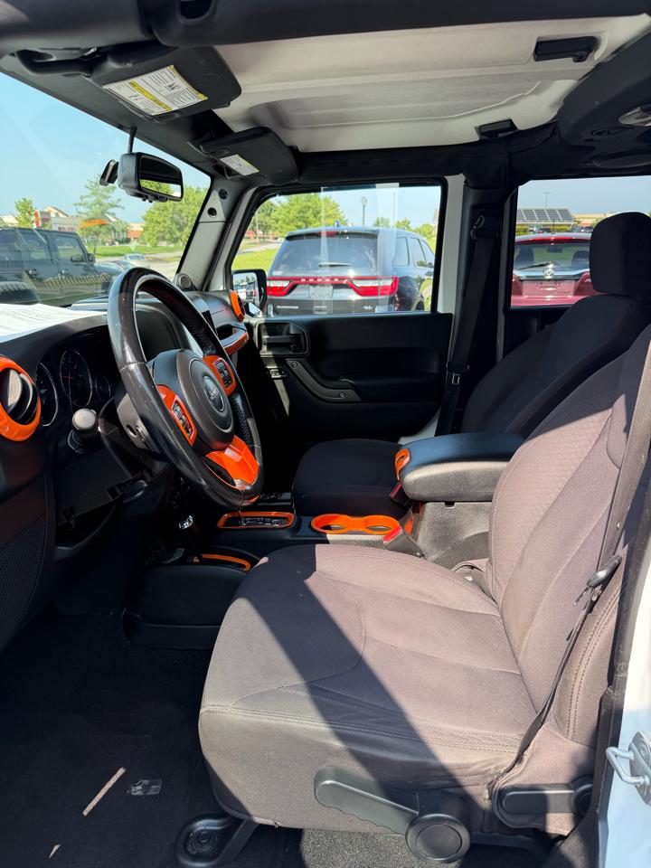 Jeep Wrangler Unlimited Sport 2013