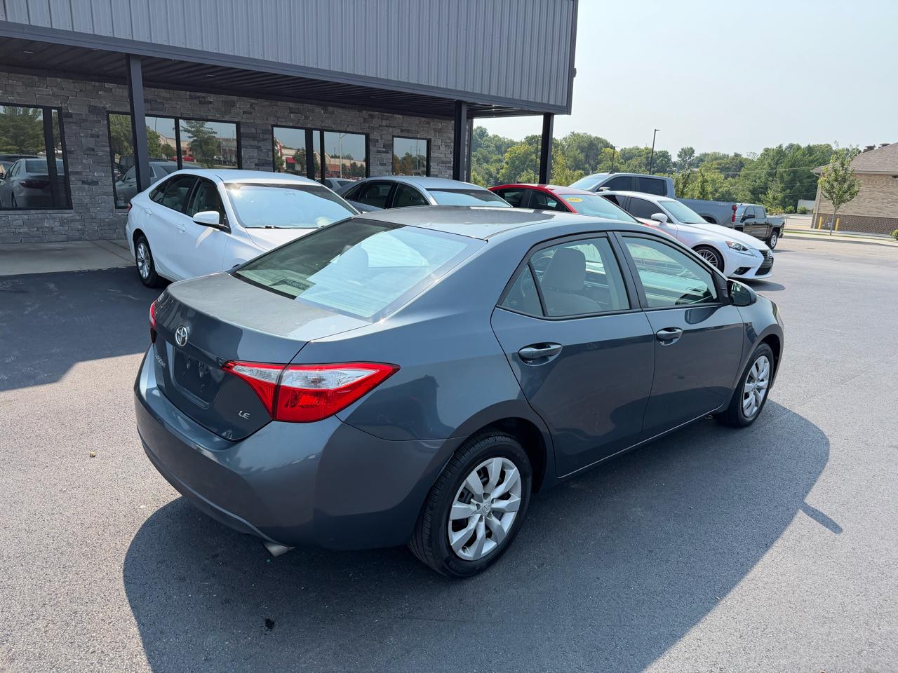 Toyota Corolla LE 2015