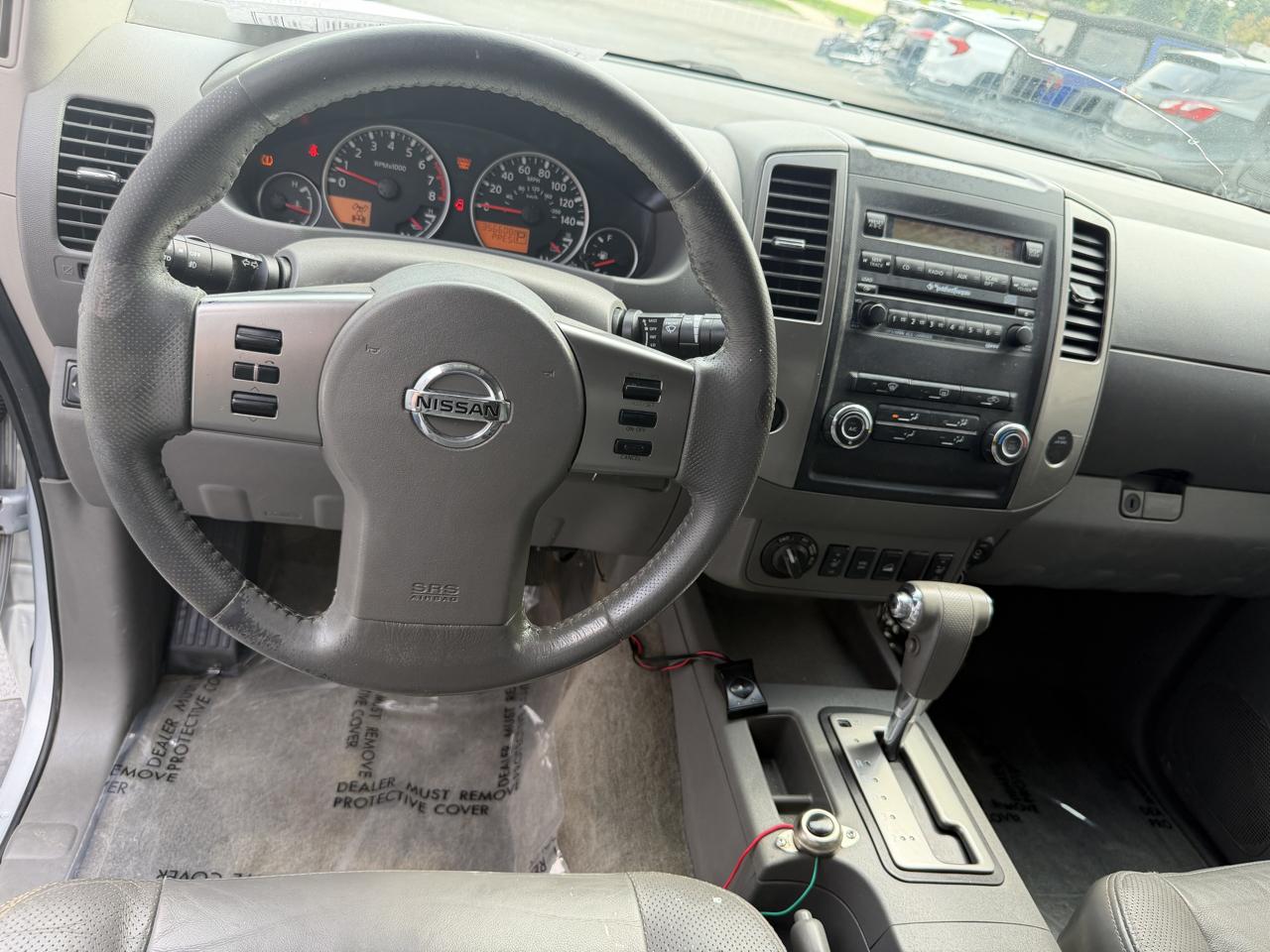 Nissan Frontier SL 2011
