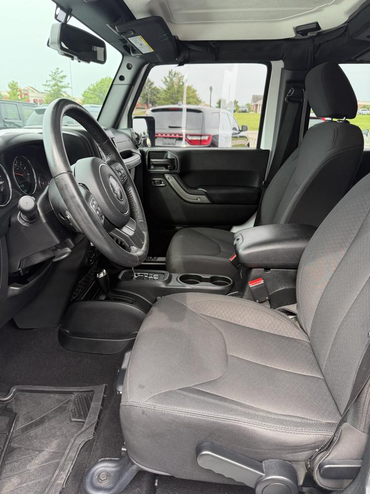 Jeep Wrangler Unlimited Sport 2018