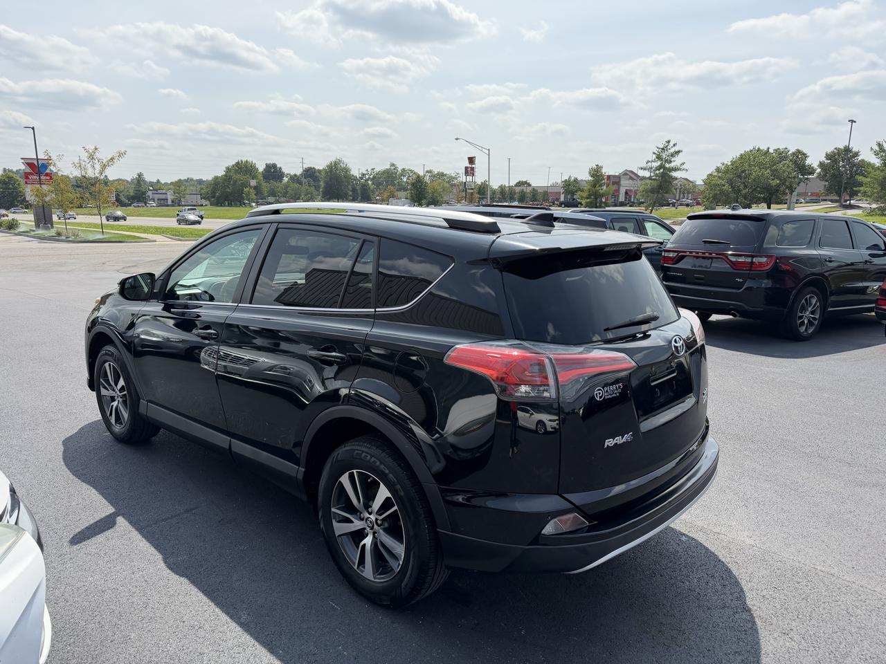 Toyota RAV4 XLE 2016