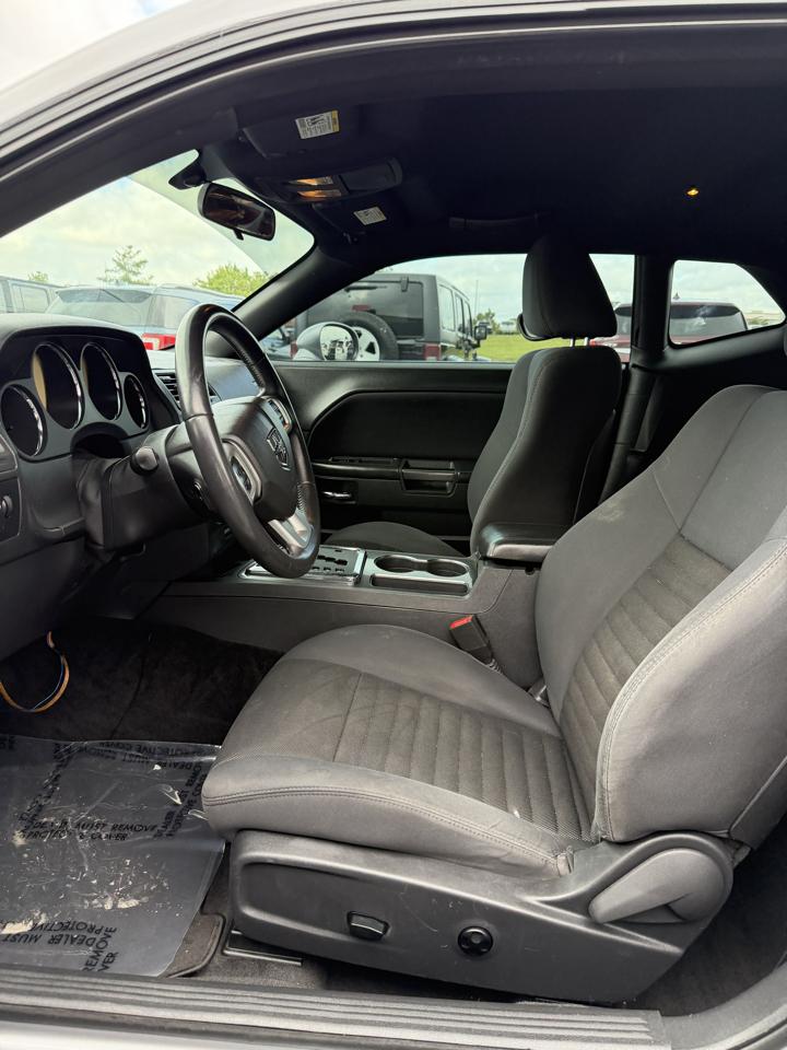 Dodge Challenger SXT 2014