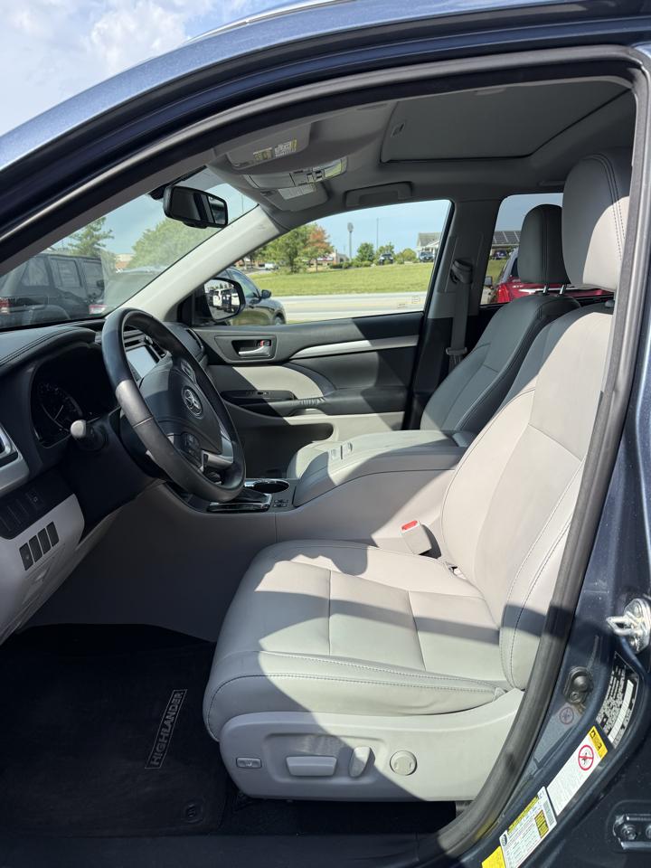 Toyota Highlander XLE 2015