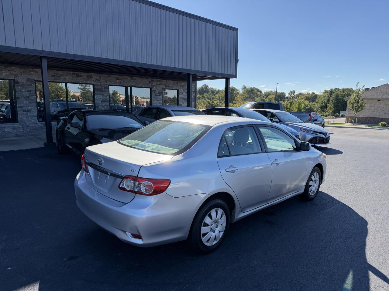 Toyota Corolla LE 2011