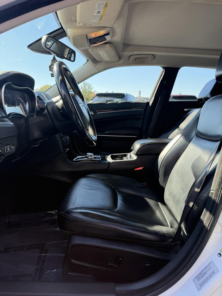Chrysler 300 Limited 2016