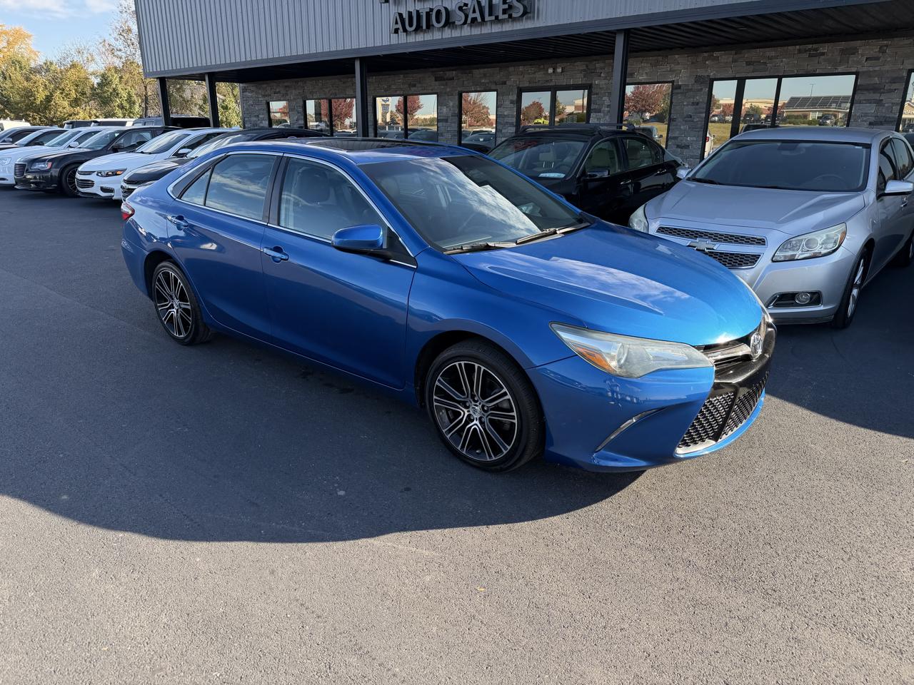 Toyota Camry SE 2016