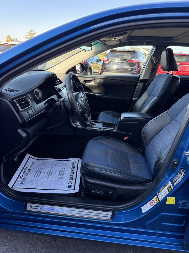 Toyota Camry SE 2016
