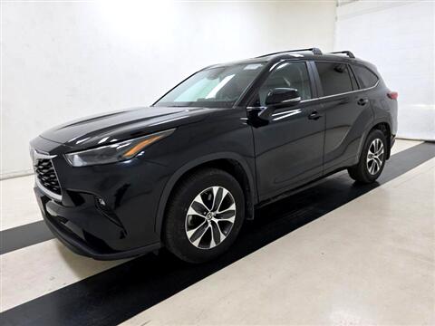 2023 Toyota Highlander XLE 4D SUV FWD