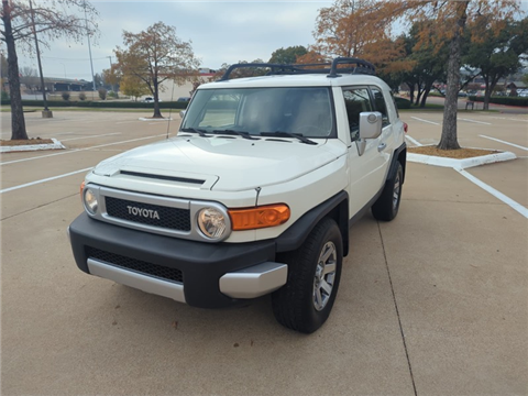2014 Toyota FJ Cruiser 2WD