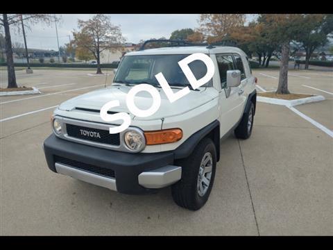 2014 Toyota FJ Cruiser 2WD