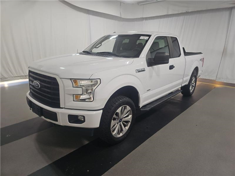 2017 Ford F-150 STX  SuperCab 8-ft. 4WD