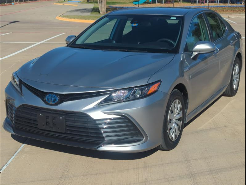 2021 Toyota Camry Hybrid LE