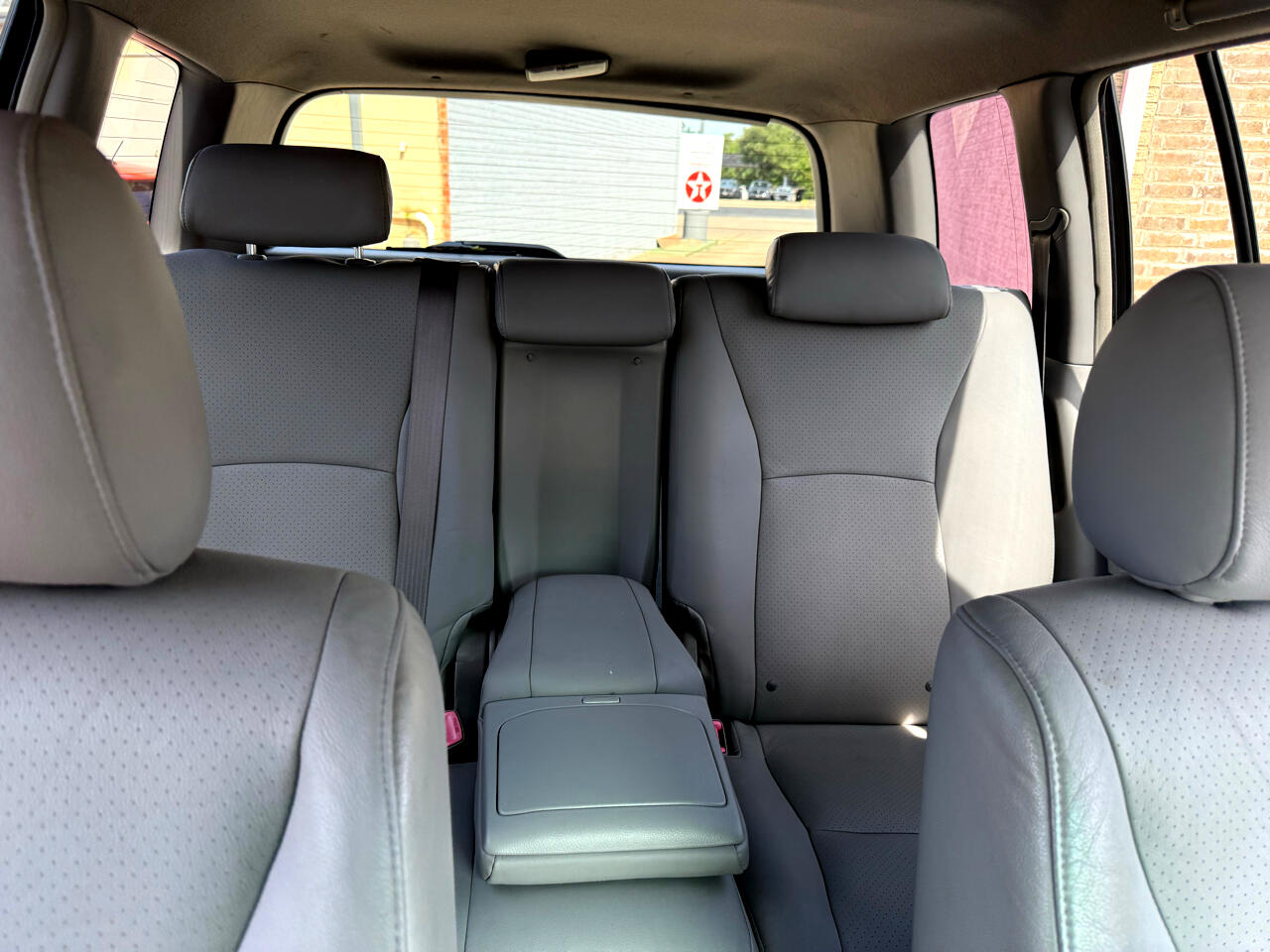 Toyota Highlander V6 2WD 2005