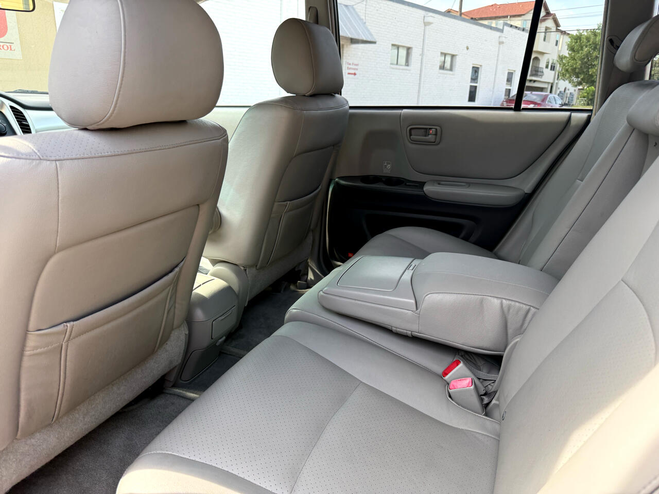 Toyota Highlander V6 2WD 2005