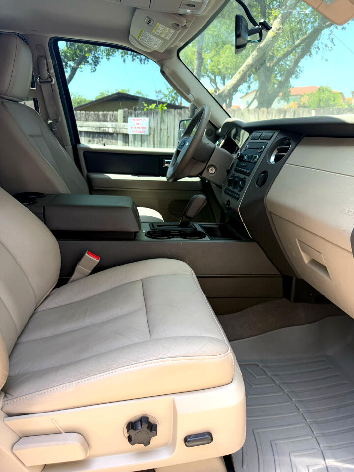 Ford Expedition EL XLT 2WD 2014