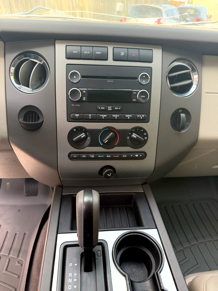 Ford Expedition EL XLT 2WD 2014