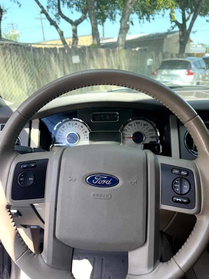 Ford Expedition EL XLT 2WD 2014