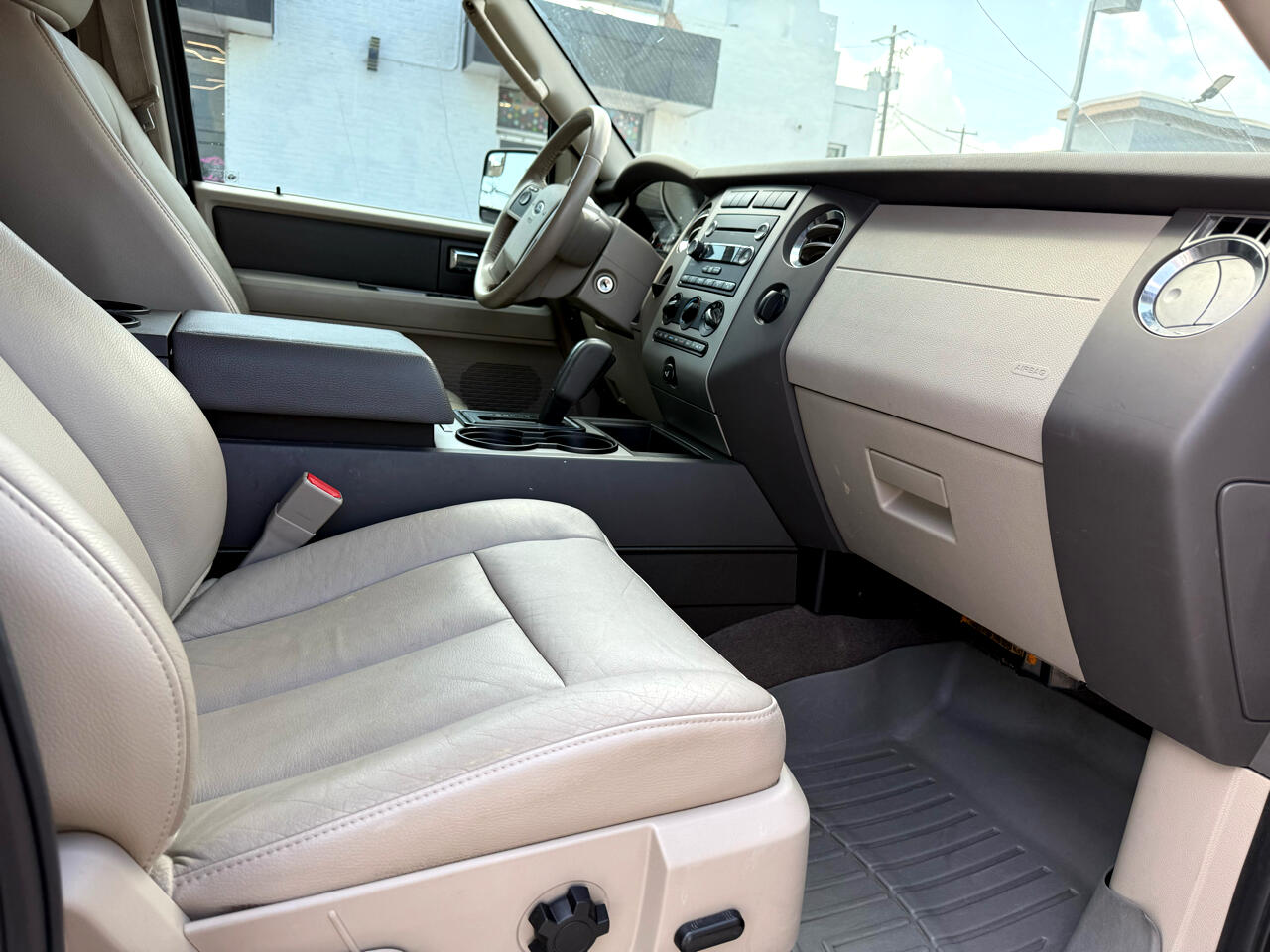Ford Expedition EL XLT 2WD 2014