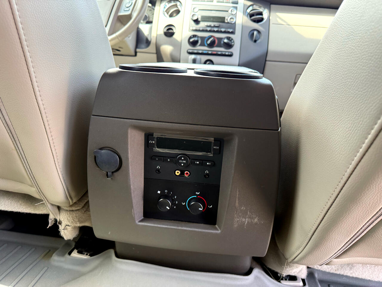 Ford Expedition EL XLT 2WD 2014