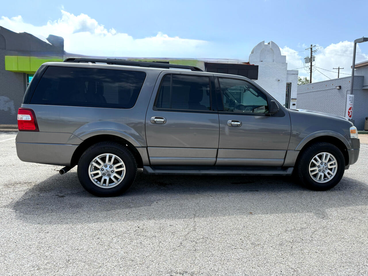 Ford Expedition EL XLT 2WD 2014